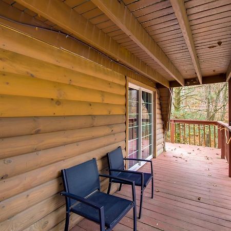 Gatlinburg A-Frame Home With Hot Tub Near Parkway Esterno foto