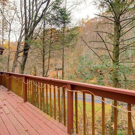 Gatlinburg A-Frame Home With Hot Tub Near Parkway Esterno foto