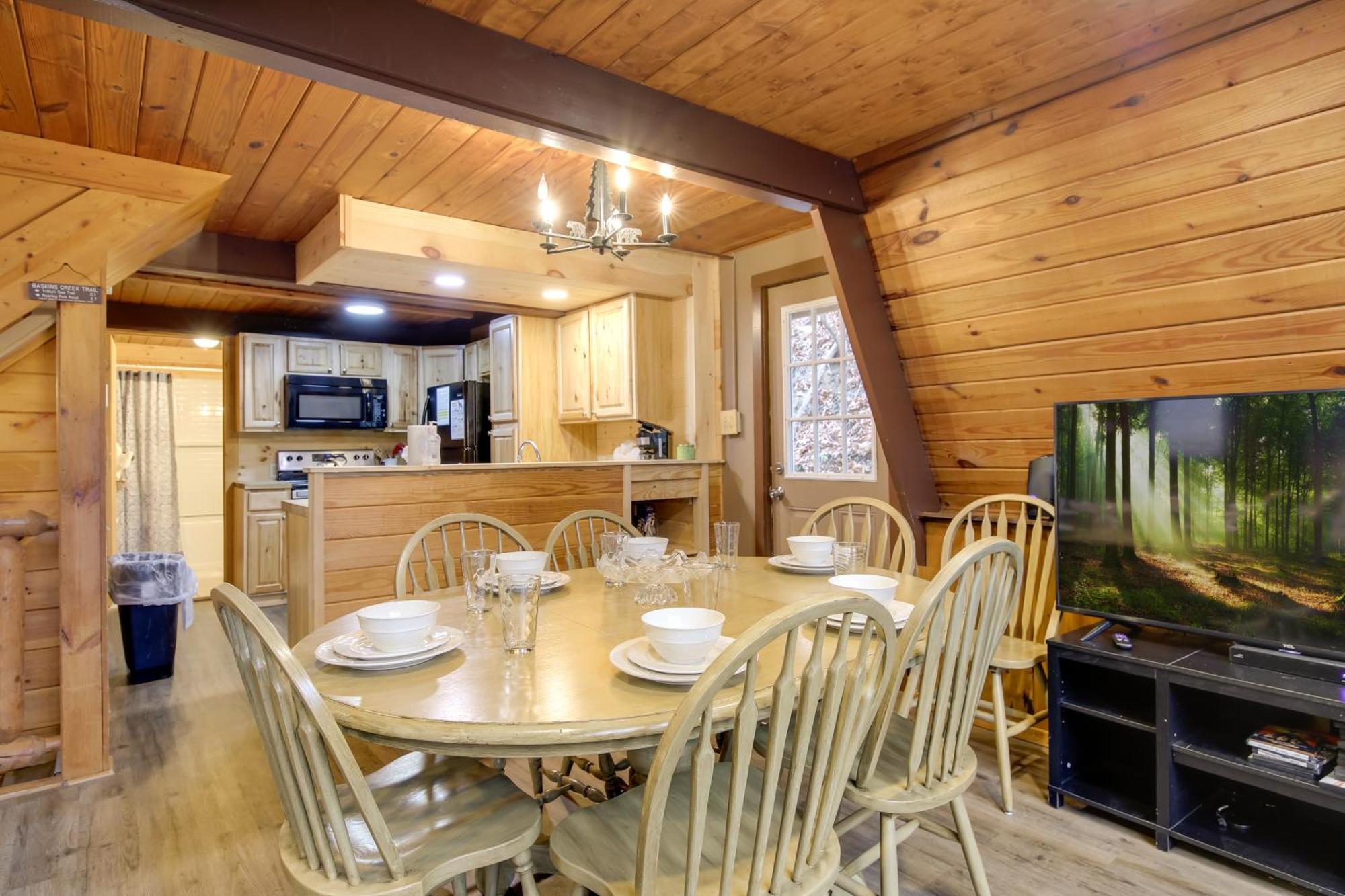 Gatlinburg A-Frame Home With Hot Tub Near Parkway Esterno foto